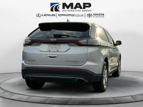 Used 2017 Ford Edge Titanium image 5