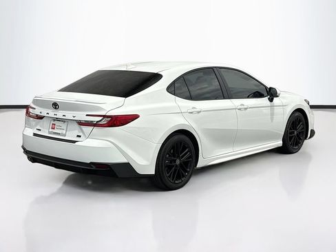 Certified 2026 Toyota Camry SE w/ Convenience Package FWD image 5