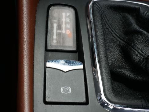 Used 2011 Maserati GranTurismo Convertible RWD image 29