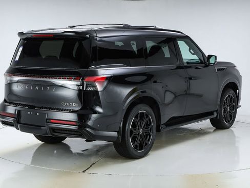 New 2026 INFINITI QX80 4WD w/ Sport Exterior Package image 9