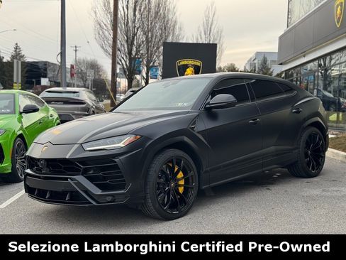 Used 2022 Lamborghini Urus Base image 1