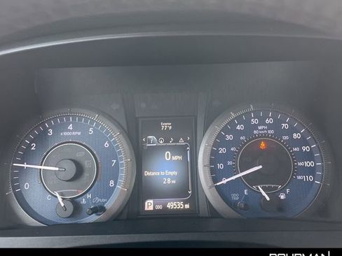 Used 2017 Toyota Sienna XLE w/ XLE Navigation Package FWD image 8