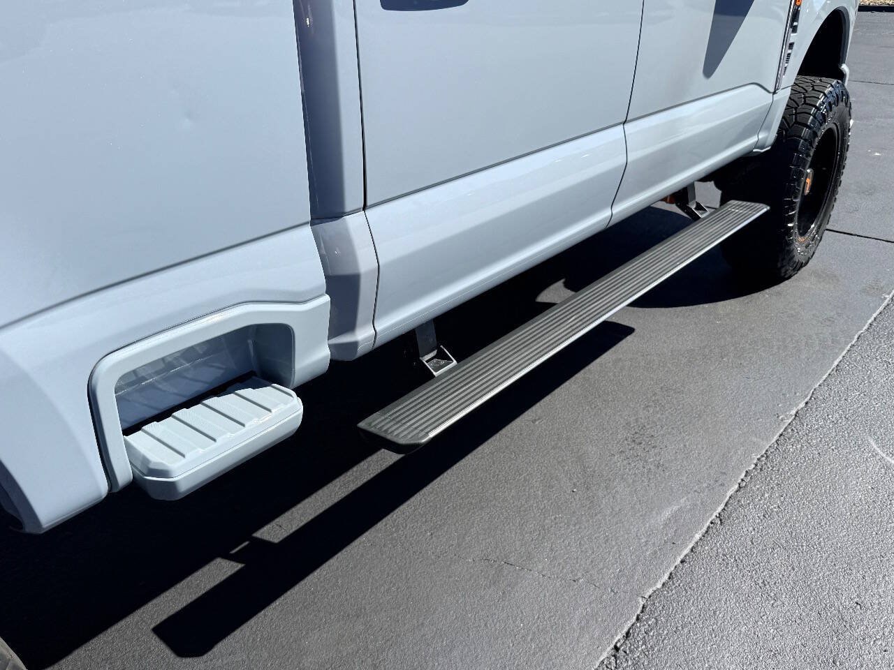 Used 2024 Ford F250 Platinum AWD/4WD image 15