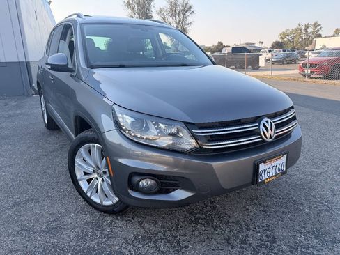 Used 2016 Volkswagen Tiguan SE FWD image 4