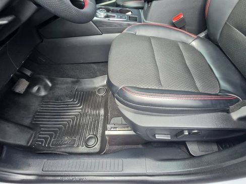 Used 2025 Ford Escape ST-Line w/ Tech Pack #1 FWD image 15