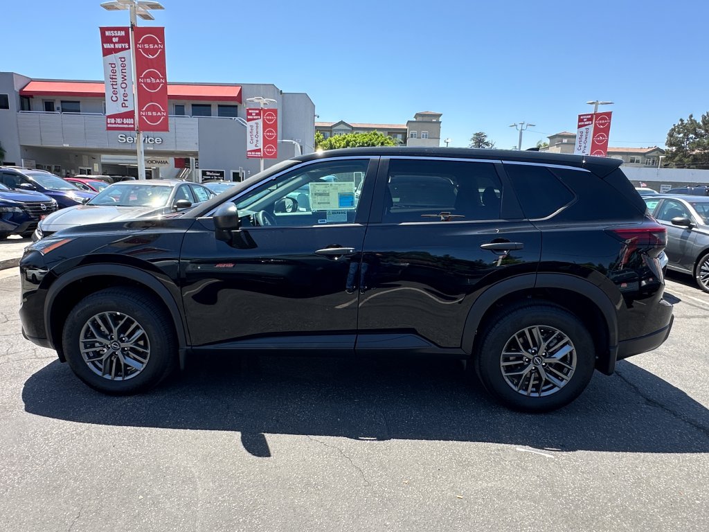 New 2027 Nissan Rogue S FWD image 3