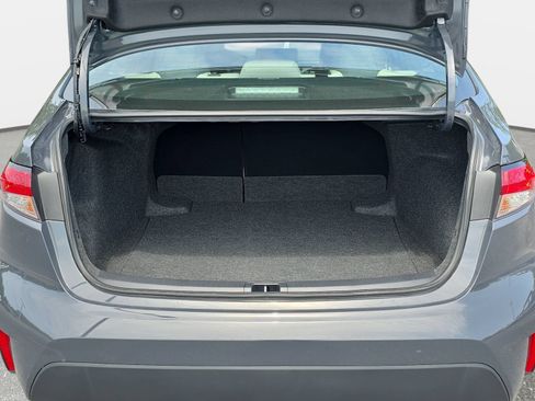 Used 2025 Toyota Corolla LE FWD image 12