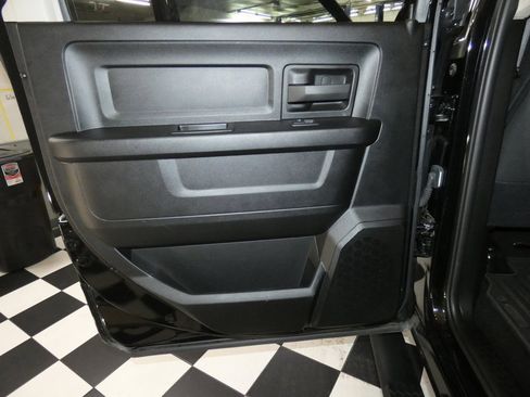 Used 2024 RAM 1500 Tradesman w/ Tradesman SXT Package image 24