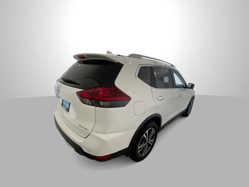 Used 2019 Nissan Rogue SV w/ Premium Package AWD/4WD image 8