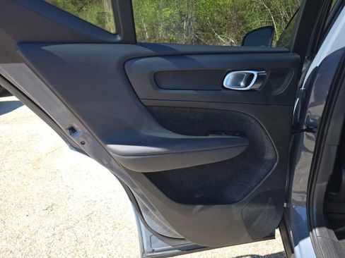 Used 2023 Volvo XC40 B5 Plus w/ Climate Package AWD/4WD image 21