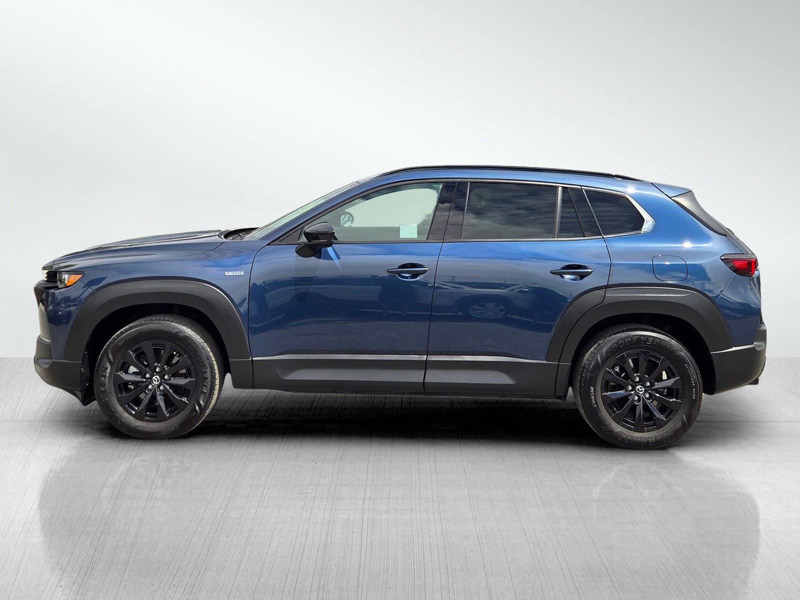 Used 2025 MAZDA CX-50 AWD 2.5 Hybrid w/ Premium Pkg image 7