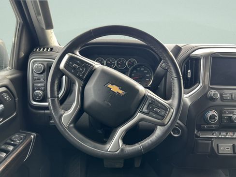 Used 2022 Chevrolet Silverado 1500 LT image 19