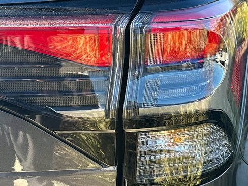 New 2026 Subaru Forester Limited image 32