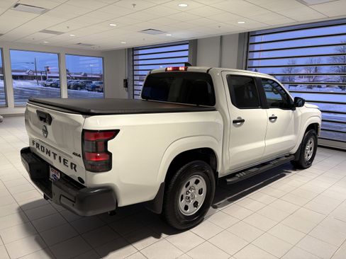Used 2024 Nissan Frontier S w/ Technology Package image 6