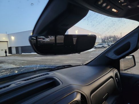 Used 2021 GMC Sierra 1500 AT4 w/ AT4 Premium Package image 29