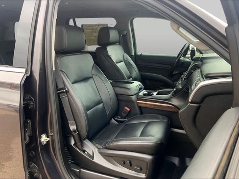 Used 2018 Chevrolet Tahoe LT AWD/4WD image 9