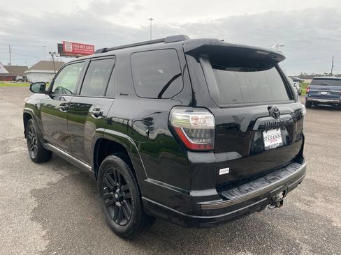 Used 2019 Toyota 4Runner Limited AWD/4WD image 6