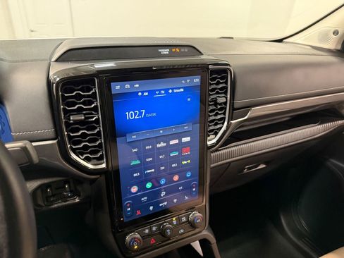 Used 2024 Ford Ranger Lariat w/ FX4 Off-Road Package image 77