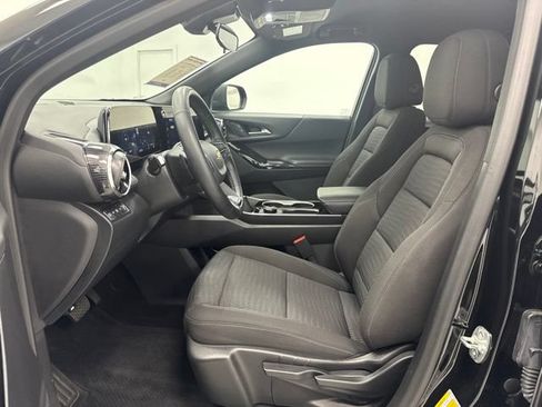 Used 2026 Chevrolet Equinox LT AWD/4WD image 23