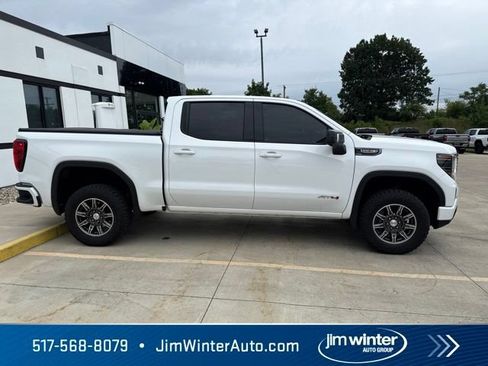 Used 2024 GMC Sierra 1500 AT4 w/ AT4 Preferred Package AWD/4WD image 5