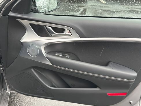 New 2026 Genesis G70 2.5T Prestige image 14