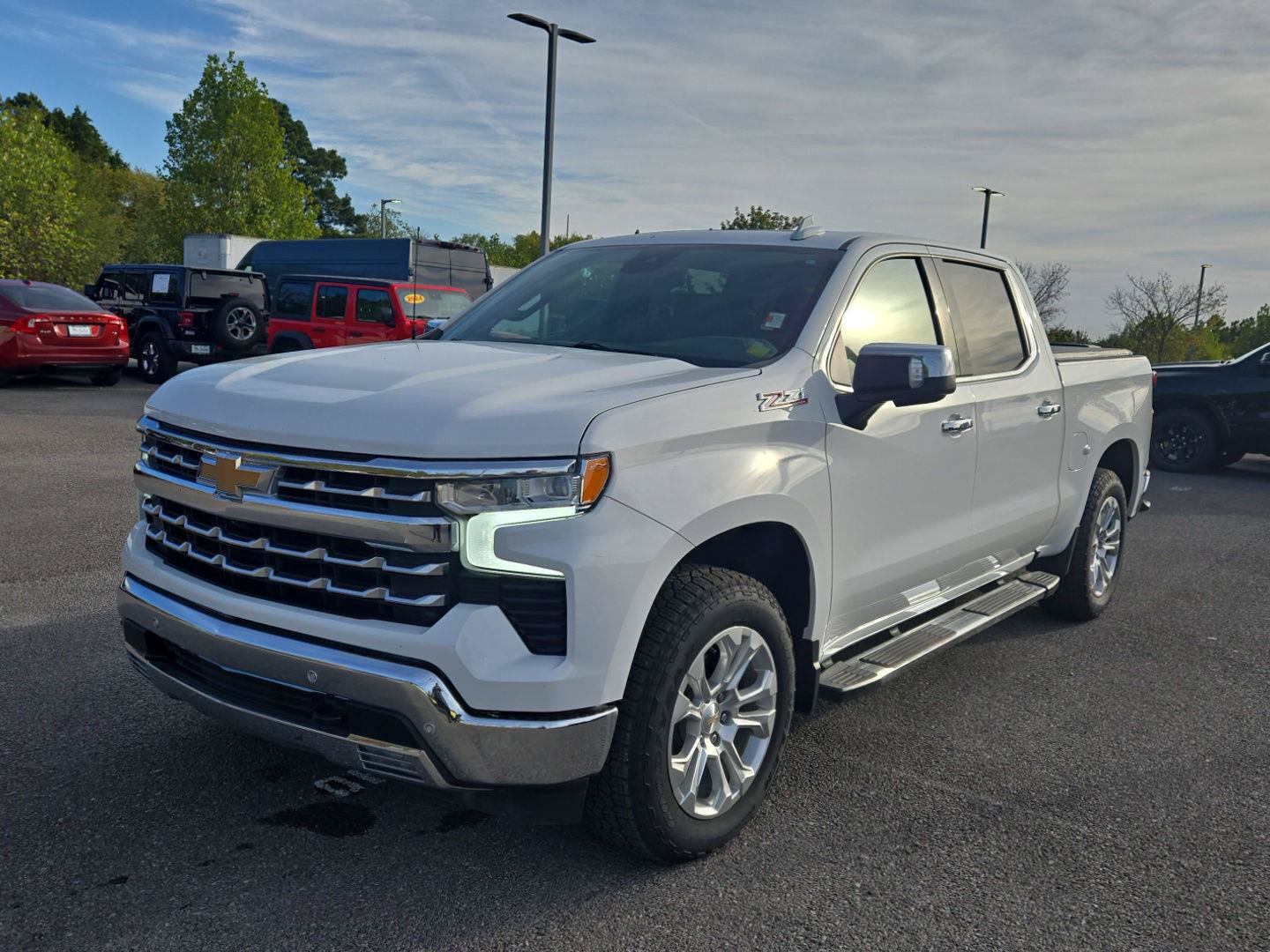 Used 2024 Chevrolet Silverado 1500 LTZ w/ LTZ Premium Package AWD/4WD image 3