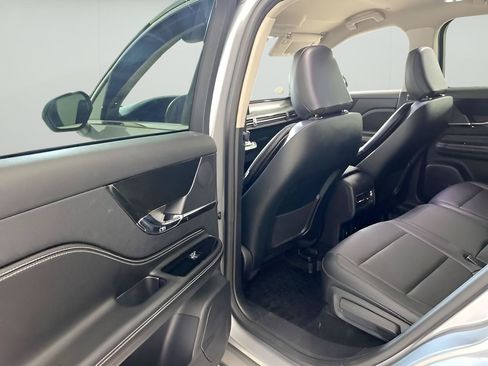 Used 2023 Lincoln Corsair AWD w/ Equipment Group 101A image 32