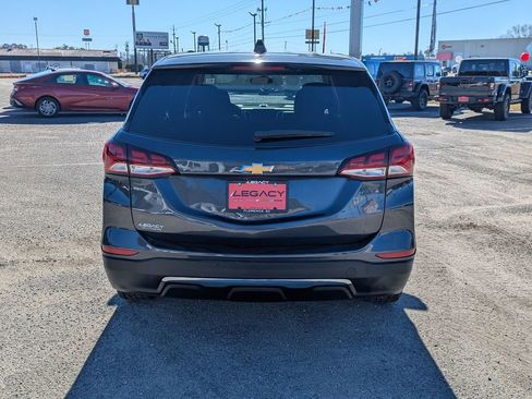 Used 2022 Chevrolet Equinox LT image 4