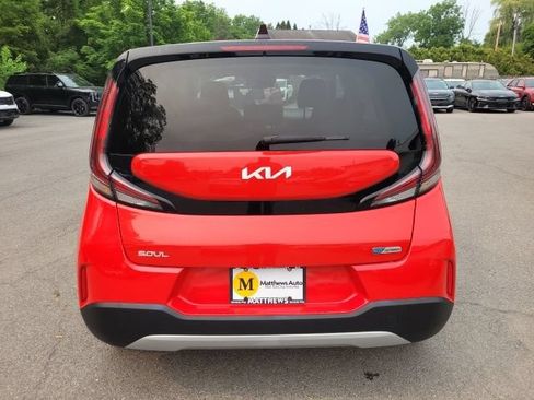 Certified 2024 Kia Soul EX FWD image 4