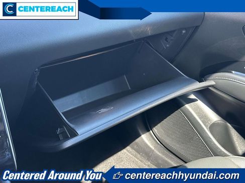 Used 2023 Hyundai Santa Cruz Limited AWD/4WD image 32