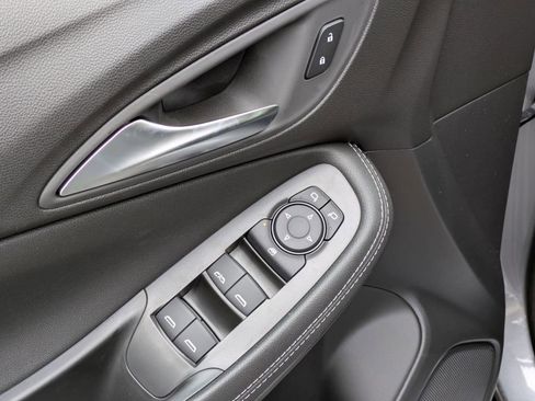 New 2026 Buick Encore GX Preferred AWD/4WD image 10