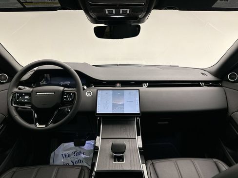 Used 2026 Land Rover Range Rover Evoque S AWD/4WD image 7