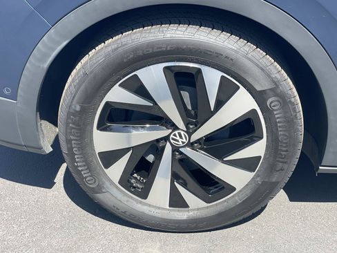 Certified 2023 Volkswagen ID.4 Pro RWD image 6