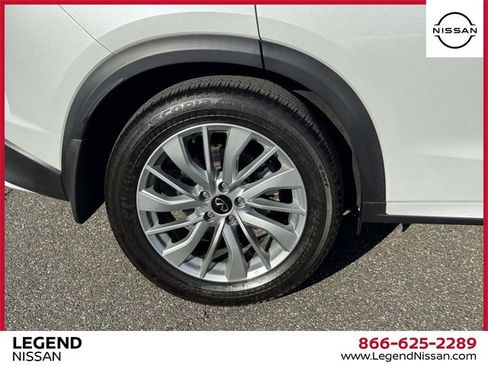 Used 2023 INFINITI QX50 Luxe image 8
