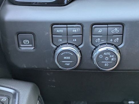 New 2026 GMC Sierra 2500 Denali w/ Denali Reserve Package image 24