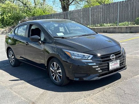 New 2025 Nissan Versa SV w/ Trunk Package image 3