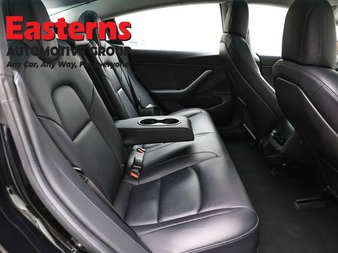 Used 2018 Tesla Model 3 Long Range image 17