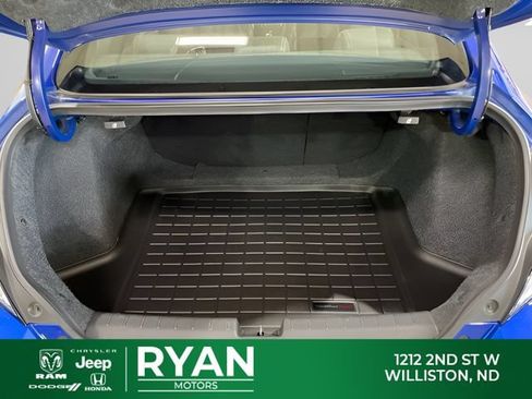 Used 2017 Honda Civic EX-L image 11