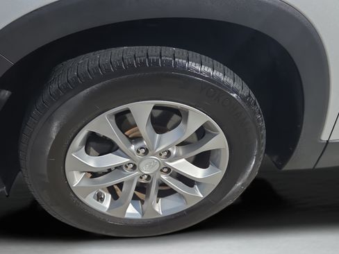 Used 2019 Hyundai Santa Fe SE FWD image 38