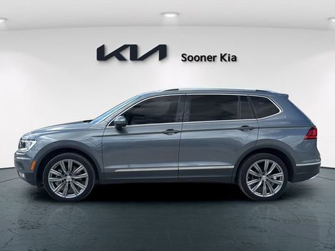 Used 2021 Volkswagen Tiguan SEL image 3