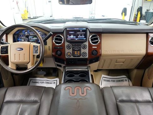 Used 2016 Ford F350 King Ranch w/ King Ranch w/Chrome Package AWD/4WD image 23