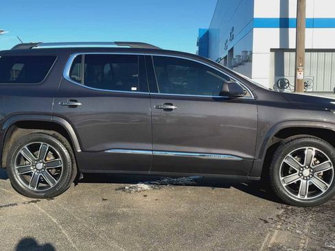 Certified 2019 GMC Acadia Denali image 9
