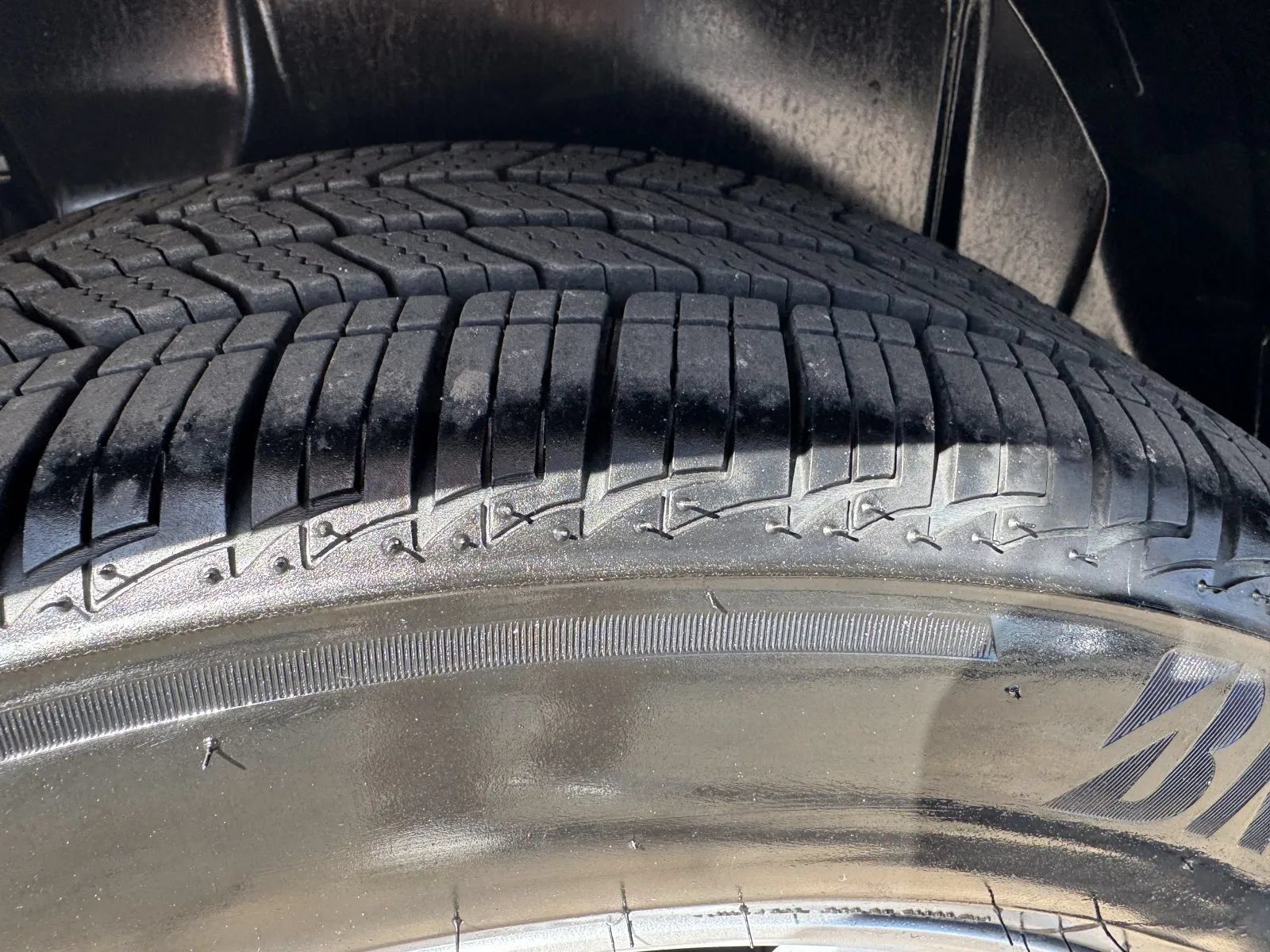 Used 2011 Subaru Legacy 2.5i Premium AWD/4WD image 14