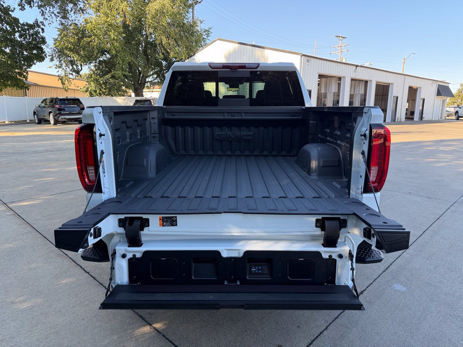 Used 2026 GMC Sierra 1500 Denali Ultimate AWD/4WD image 34