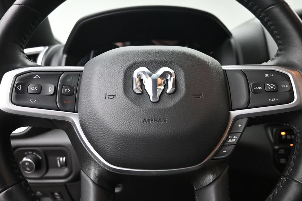 Used 2023 RAM 1500 Big Horn AWD/4WD image 17