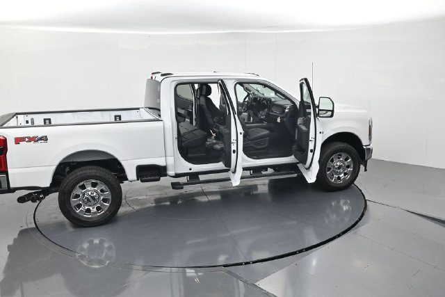 New 2026 Ford F350 Lariat w/ Chrome Package AWD/4WD image 52