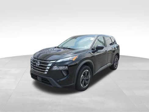 Used 2025 Nissan Rogue SV AWD/4WD image 4