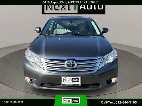 Used 2012 Toyota Avalon Limited image 8
