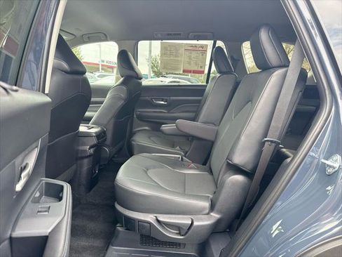 Certified 2026 Toyota Grand Highlander XLE image 14
