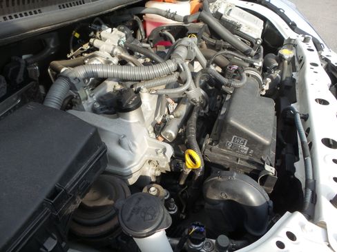 Used 2013 Toyota Prius C One FWD image 29